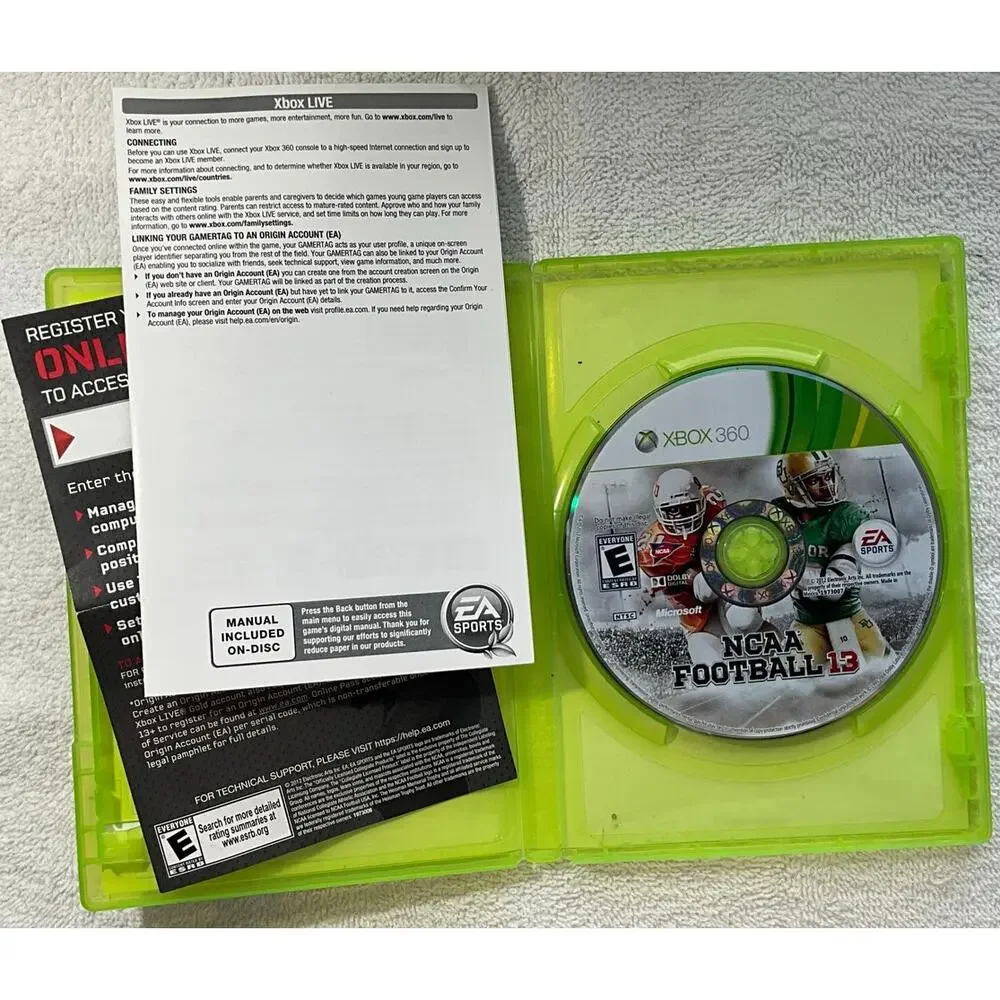 NCAA Football 13 Microsoft Xbox 360 Heisman Trophy Winners 1988, 2011 Very Clean